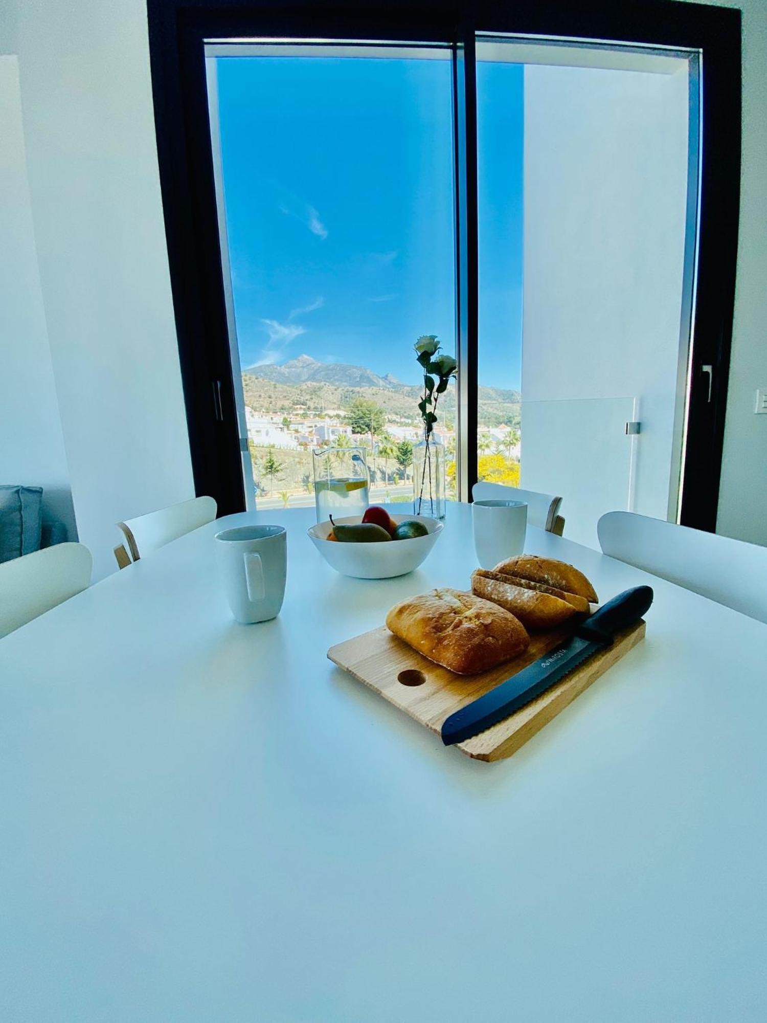 Royal Palm 22 Luxurious 3 Bedroom Penthouse Nerja Bagian luar foto