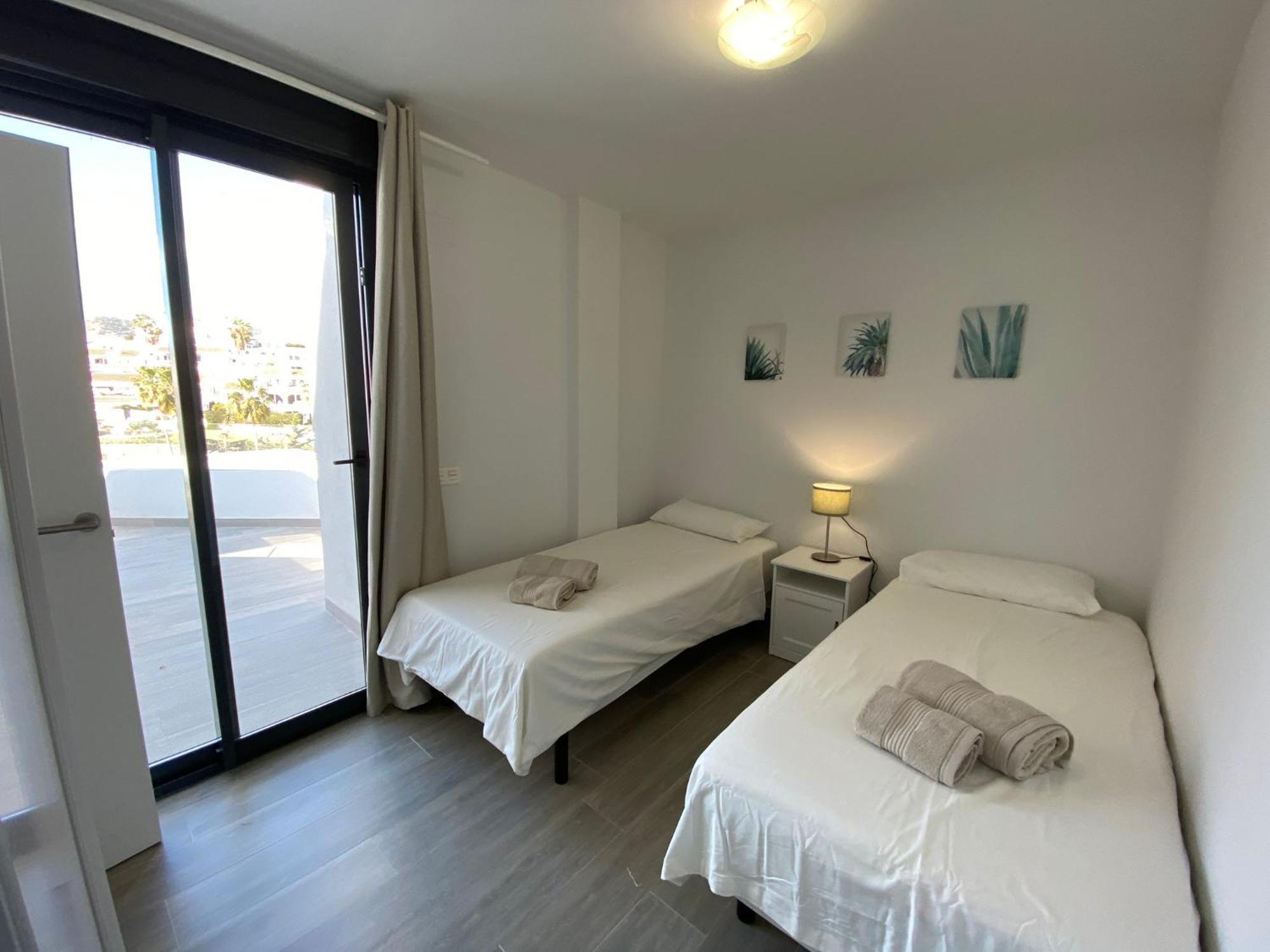 Royal Palm 22 Luxurious 3 Bedroom Penthouse Nerja Bagian luar foto