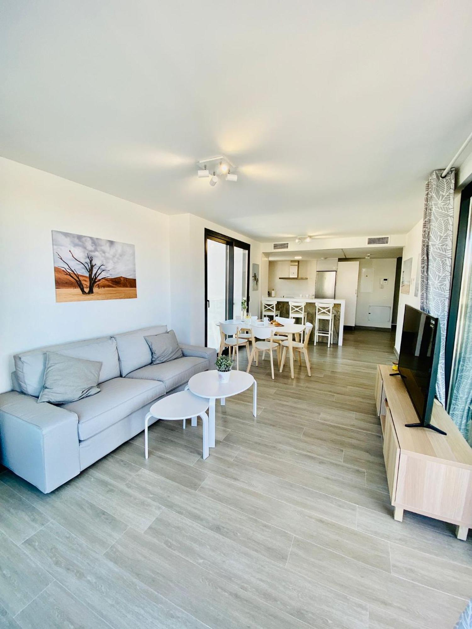 Royal Palm 22 Luxurious 3 Bedroom Penthouse Nerja Bagian luar foto